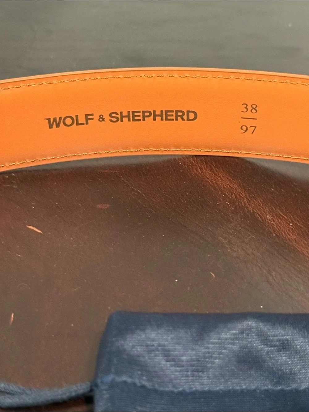 Wolf & Shepherd Men’s Honey/Brown Stealth Leather Dress Belt Size 38